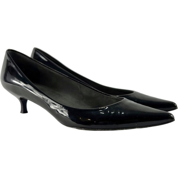 Stuart Weitzman Shoes - Stuart Weitzman pocco Kitten Heel black